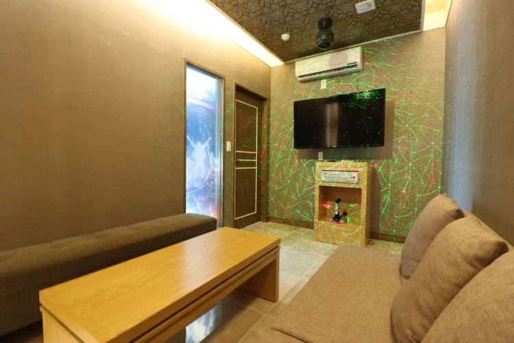 Premium Quadruple room