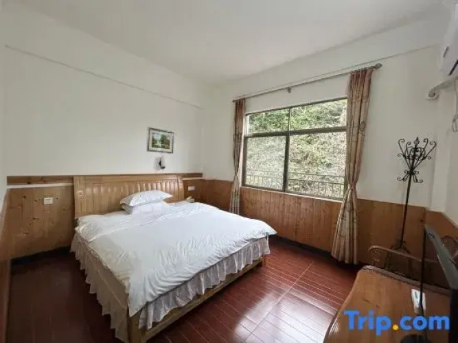 3 Bedrooms Economy Suite