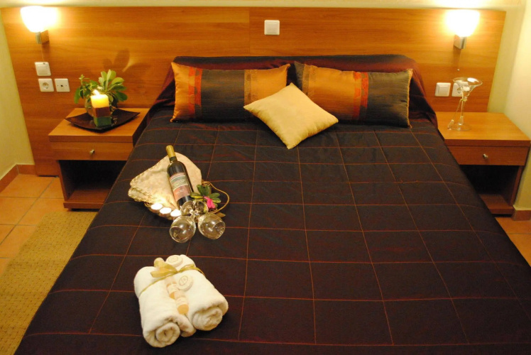 Glaros Hotel