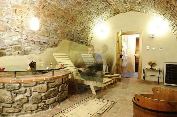 Hotel Leonardo II