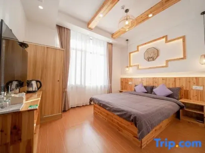 2 Bedrooms Suite