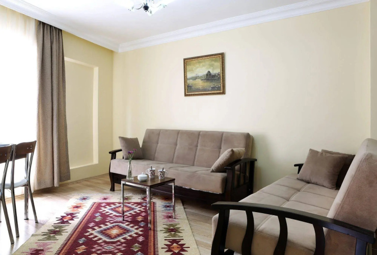 Ekim Apartments