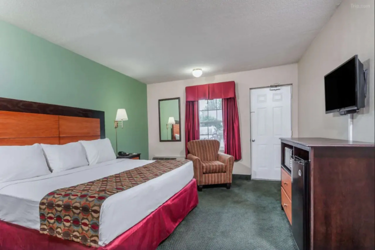 Baymont By Wyndham Lexington - Lexington, KY