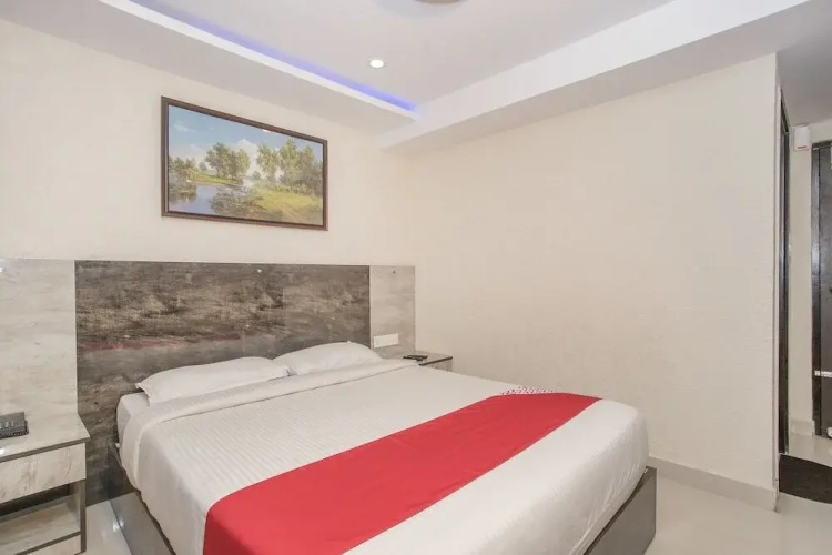 Pride Suites By OYO Rooms