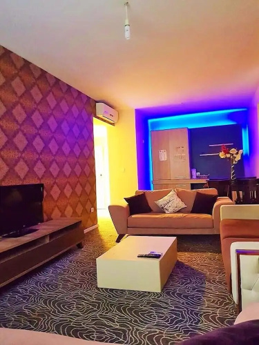 Mira Suites
