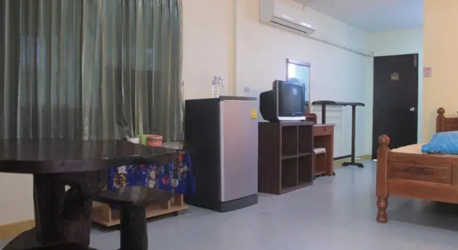 Paklok House