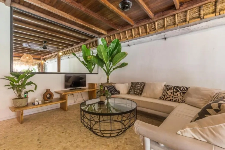 2 Bedrooms Cottage