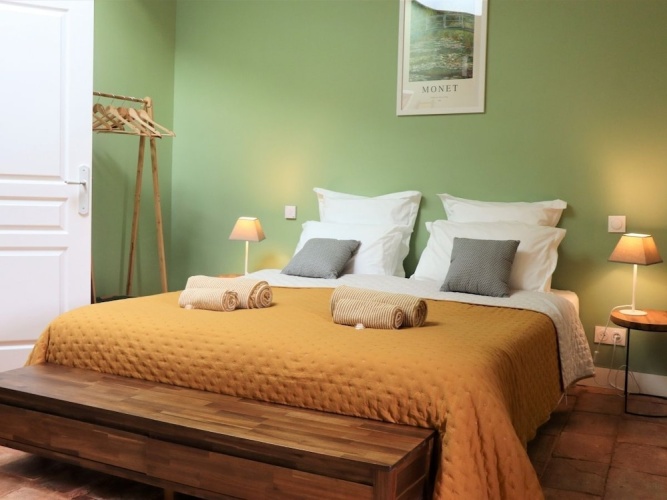 Comfort room