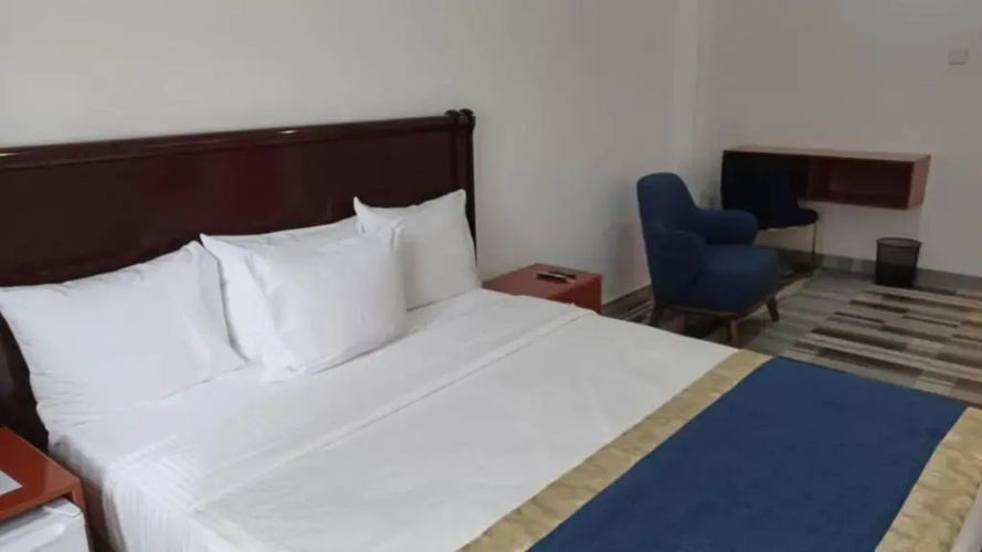 Credence Resorts Aco