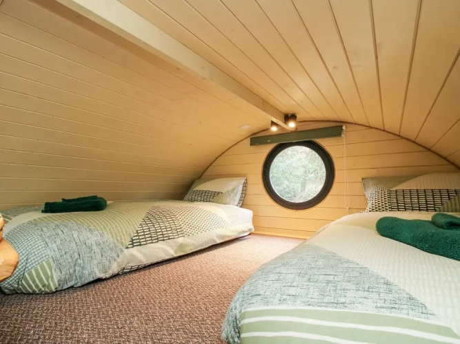 Callow Pod