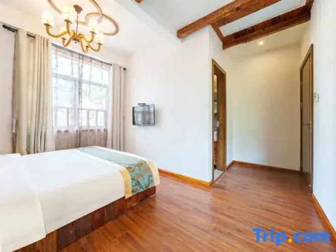 6 Bedrooms Standard room
