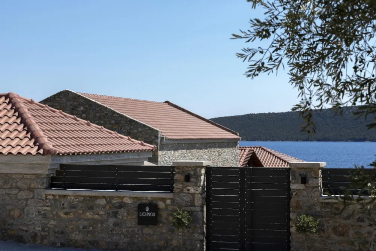 Lichnos Luxury Studio