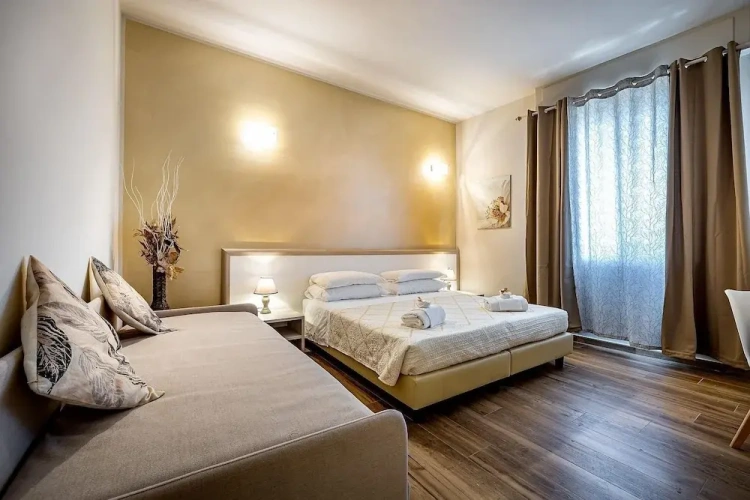 Standard Quadruple Family room with balcony and with city view