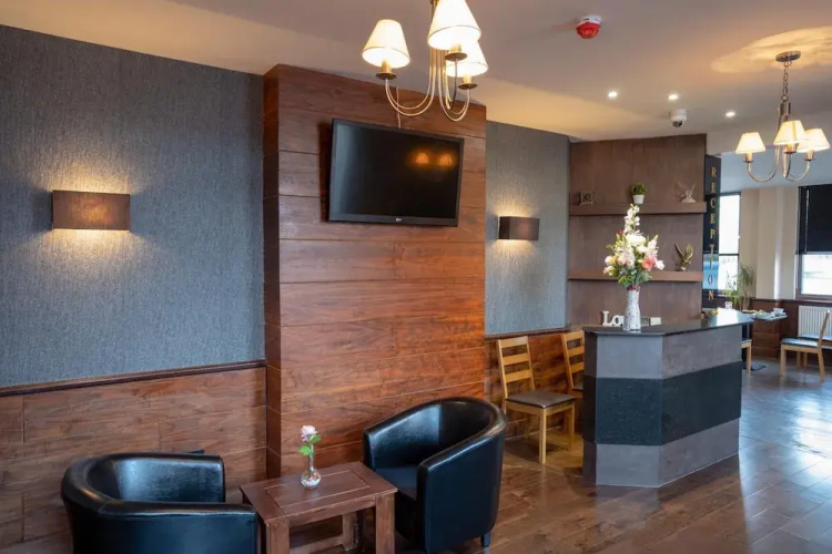 Eagle Hotel