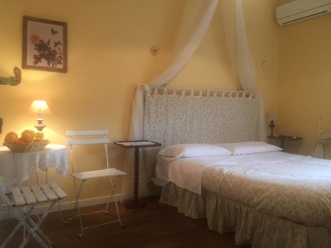 B&B Xenia