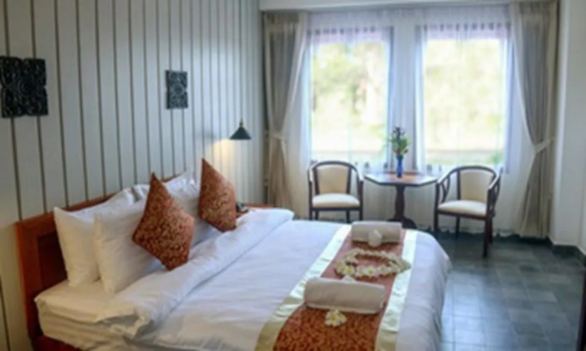 Day Sunrise Hotel