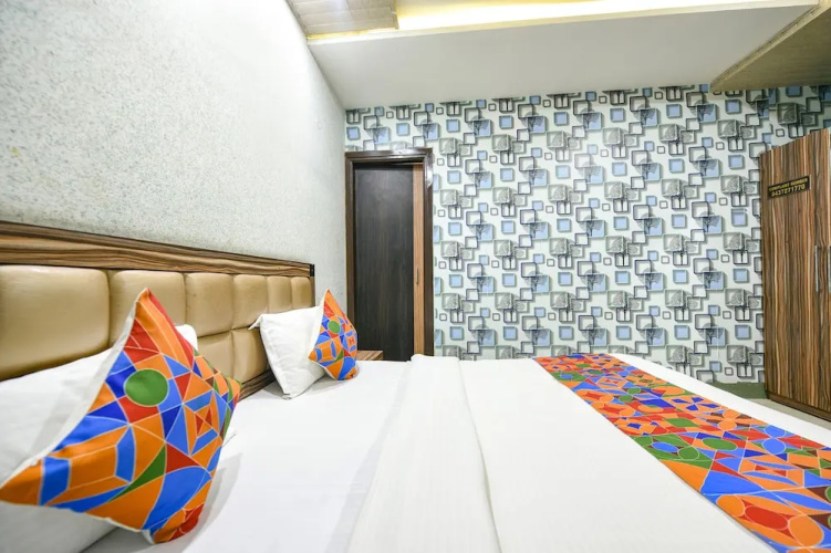 Fabhotel Ess Pee Grand