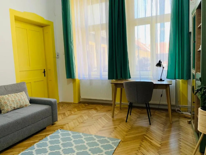 1900 Vetus Central Apartment