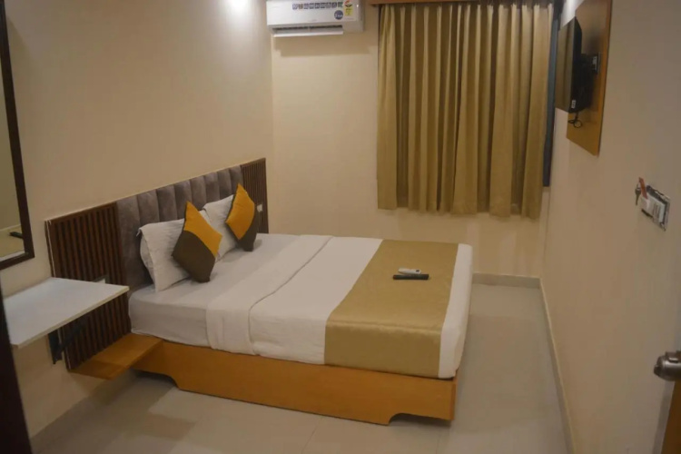 Hotel ABM Aura