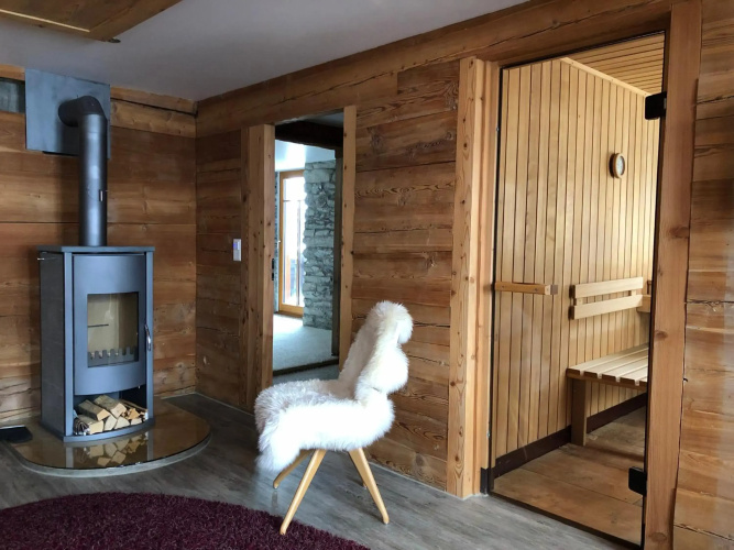 Stegmatte - Unique luxury triplex apartment for 8 persons