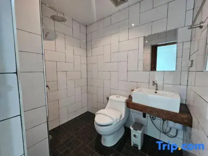 Madugu Service Apartment