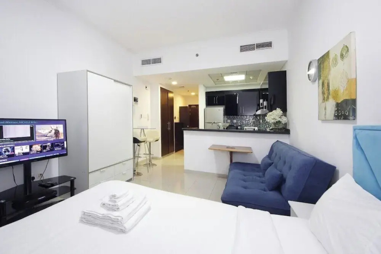 Silk Valley - Ample Studio near The Walk