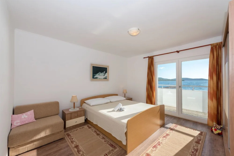 Apartment Ante