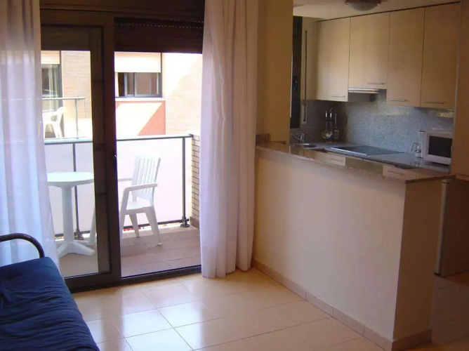 L Hort Apartments