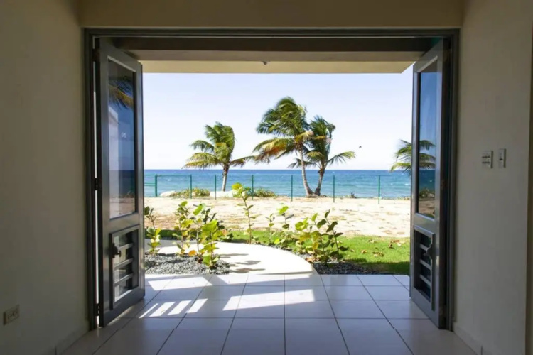 Casa Del Mar !!! Ocean front villa