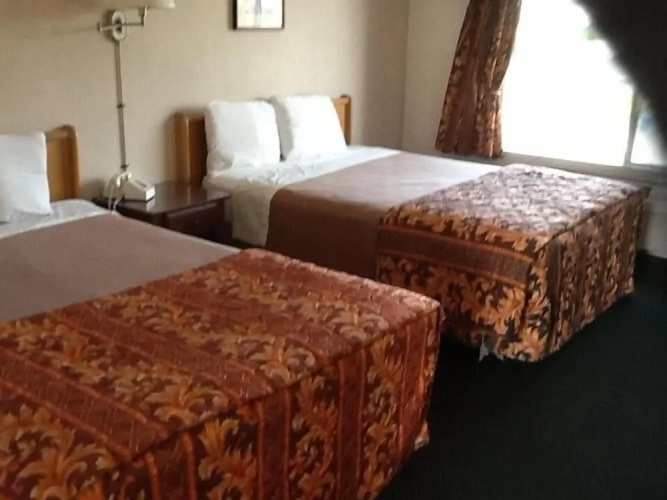 Downey Inn