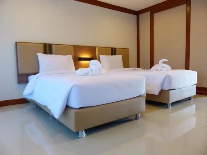 Deluxe Twin room with balcony