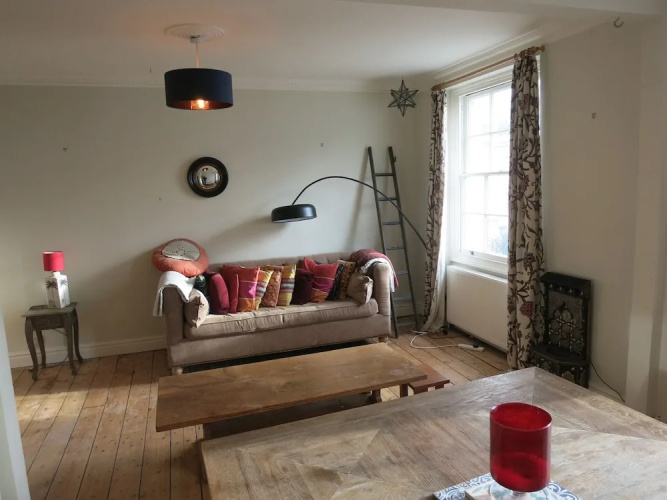 Stunning 2-bed Apartment