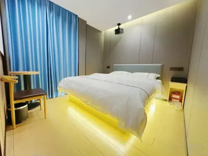 Shenzhen Chenwan Hotel (The Grand Theatre)