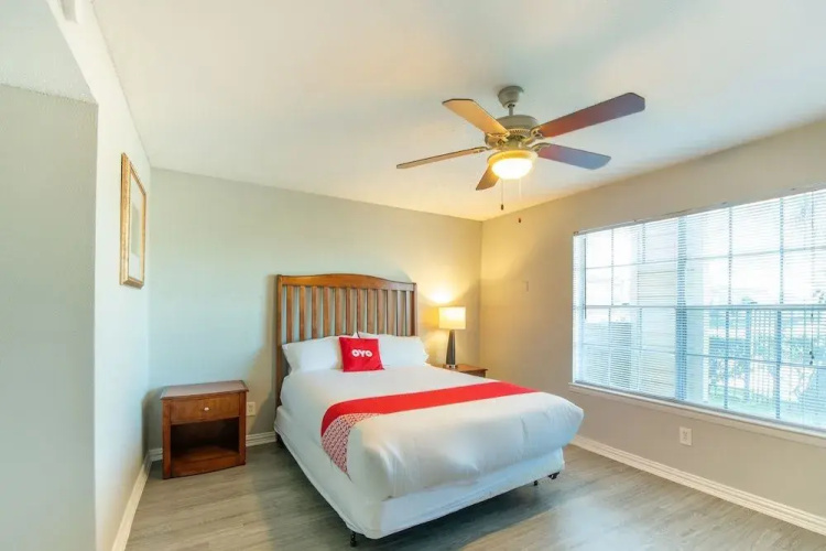 OYO Apartments at Eden Pointe