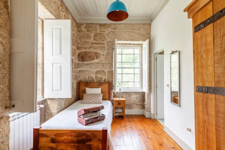 Standard Single room with mountain view