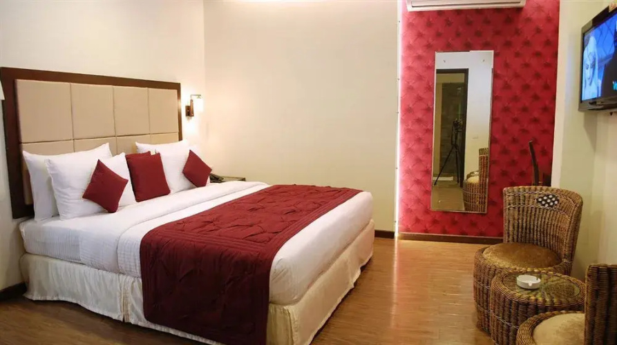 LIV INN Patel Nagar