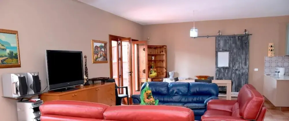 Villa Aurora, Private Pine Forest, Barbecue, Solarium