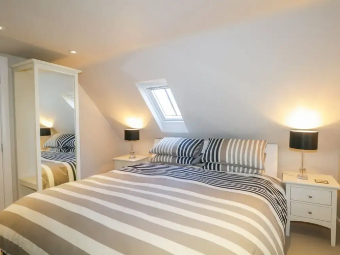 36 Sandend Village