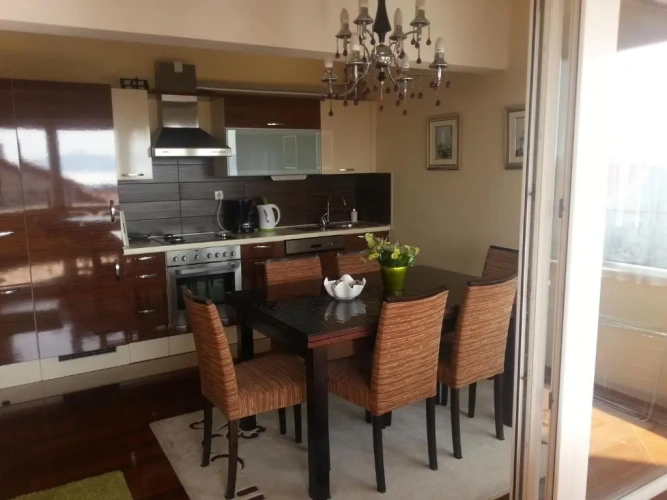3 Bedrooms Penthouse Apartment with sea view