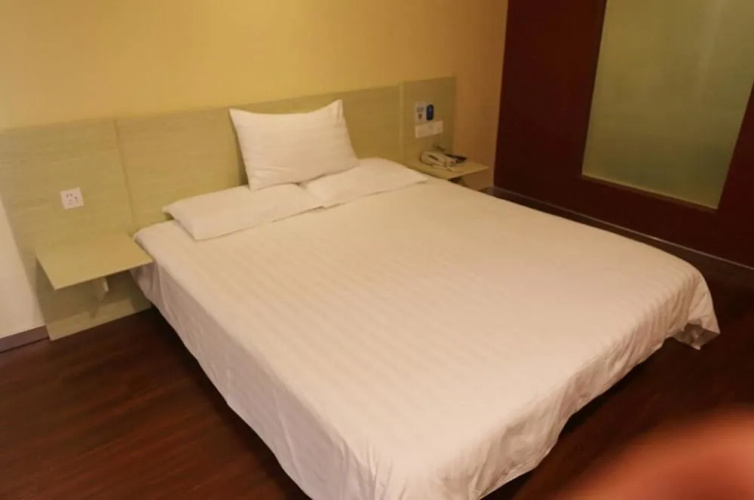 Hanting Express Chengdu Shawan Convention Center