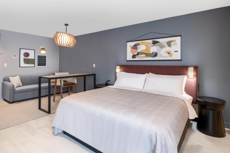 1 Bedroom Double Suite with balcony