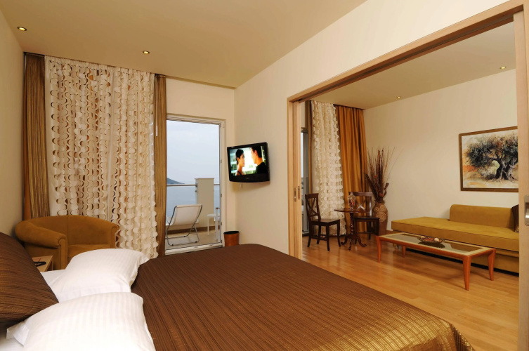 Akrotiri Beach Resort & Spa - Adult Friendly
