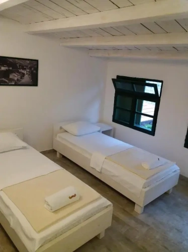 Duplex Studio with view