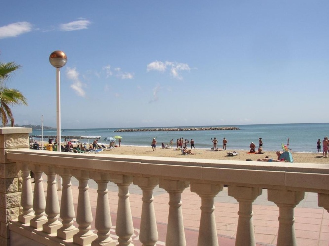 3 Bedrooms Apartment with sea view
