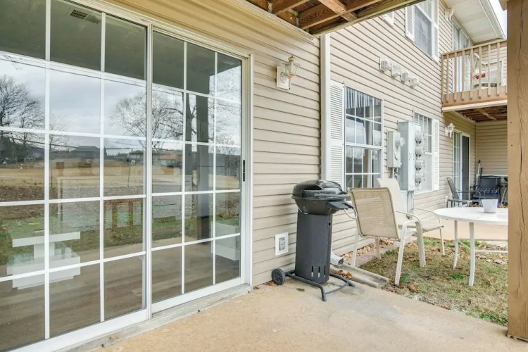 Near Attractions & Shows: Branson Updated Condo