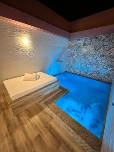 Premium Suite
