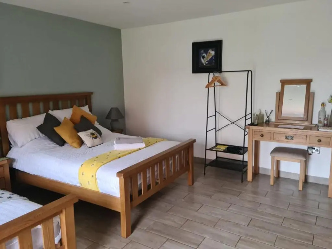Bumble Barn Bed & Breakfast