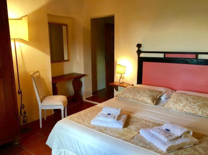 Standard Double room with city view