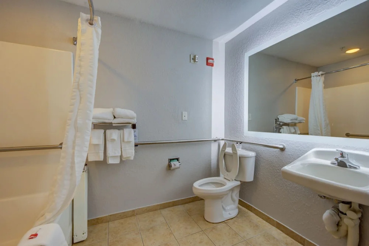 Microtel Inns And Suites Zephyrhills