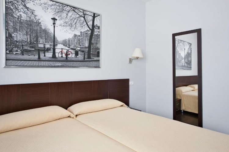 Standard Single room